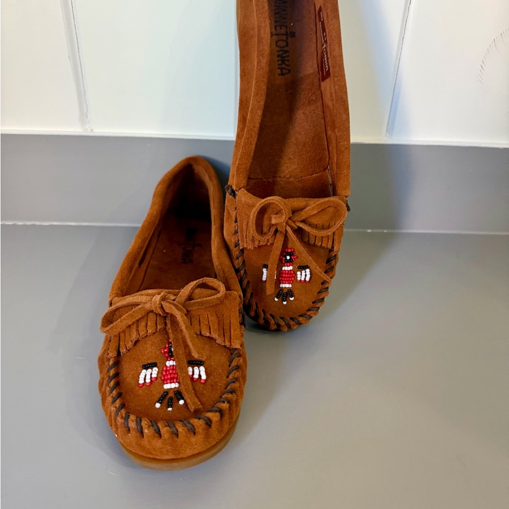 Minnetonka Brown Women’s Moccasins